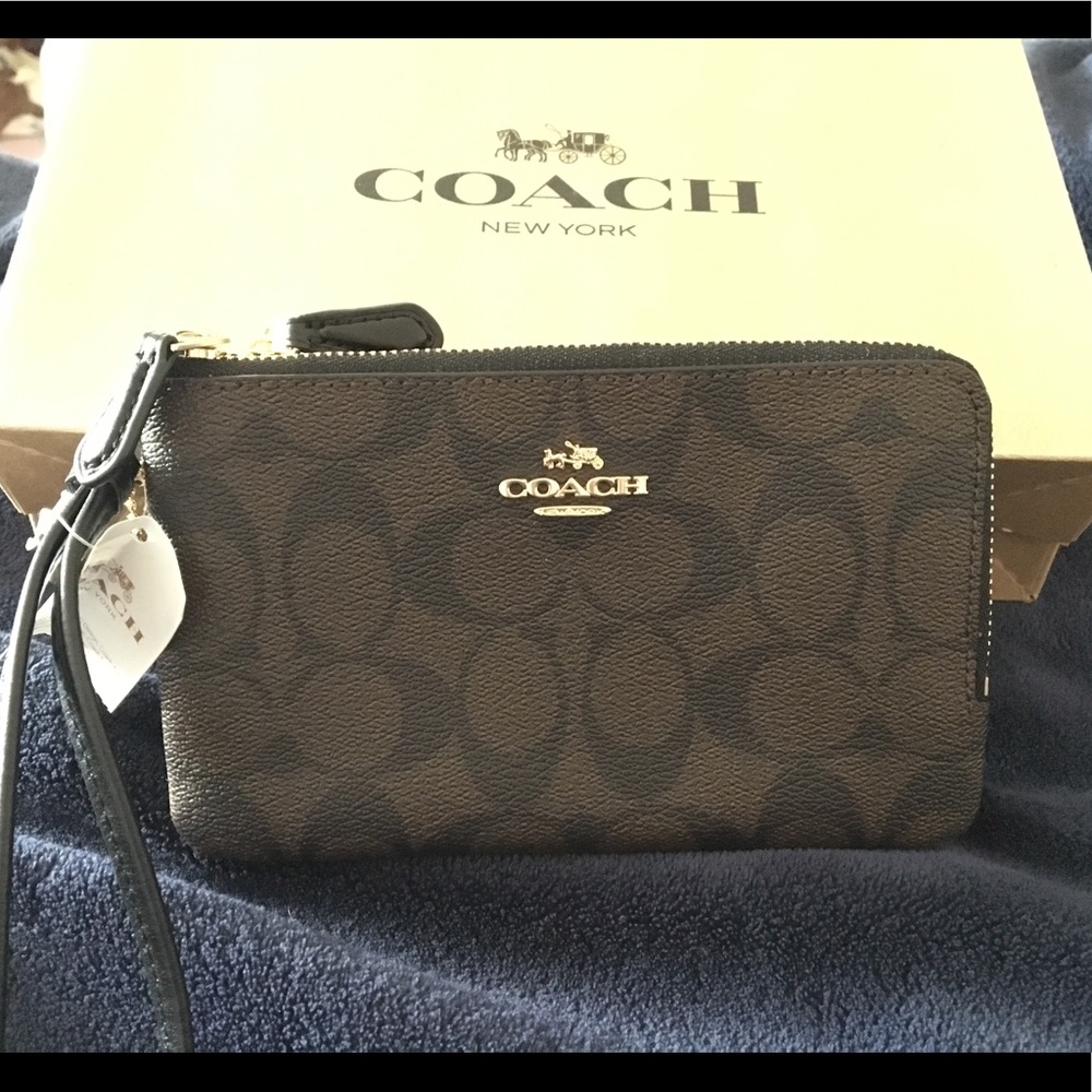 NWT Coach Wristlet